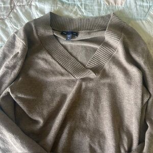 GAP Brown V-Neck Pullover
